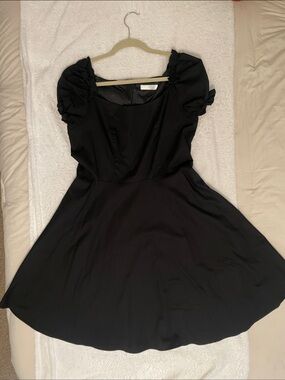 Maggie Sottero Black Puff Sleeve Fit-and-Flare Dress